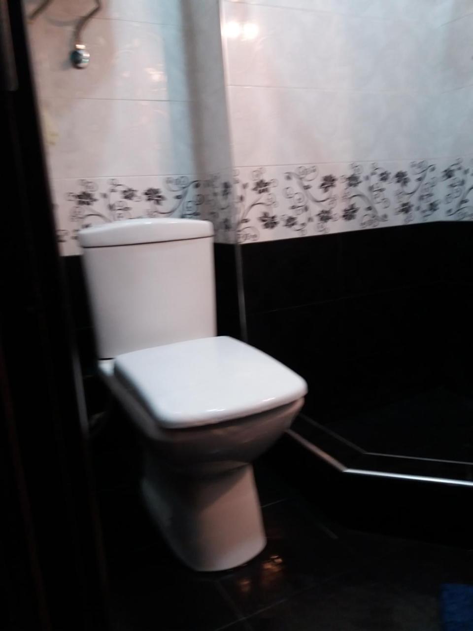 Mari Apartment Batoemi Buitenkant foto